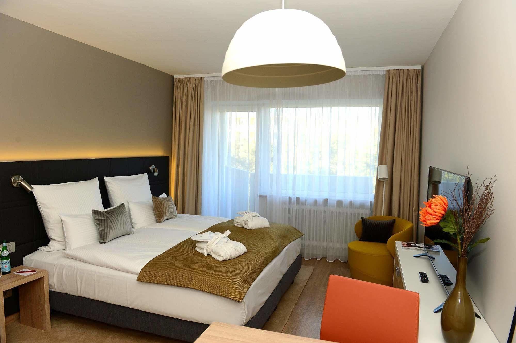 Frederics Muenchen City Schwabing Ngoại thất bức ảnh